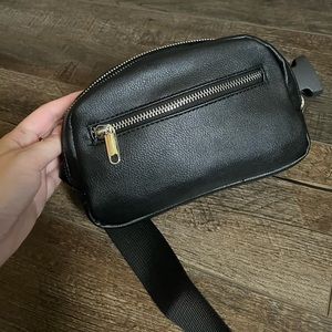 Wild fable black Fanny pack belt bag NWOT from target